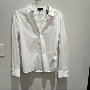 NWT- Theory White Dress Shirt Classic Fitted Design Size Small M0104525